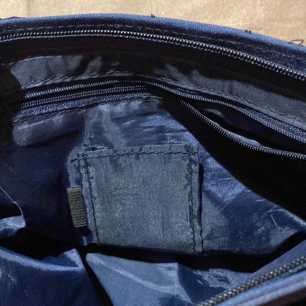 Purse - Picture 4 of 4